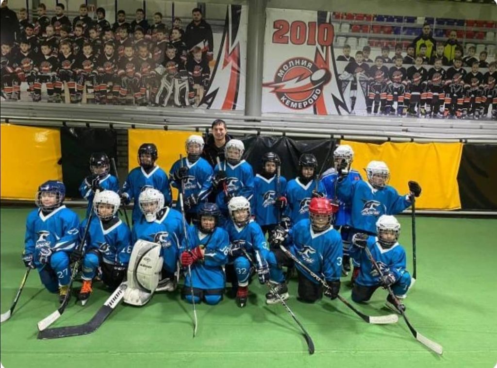 Хоккейная команда Акулы 2013